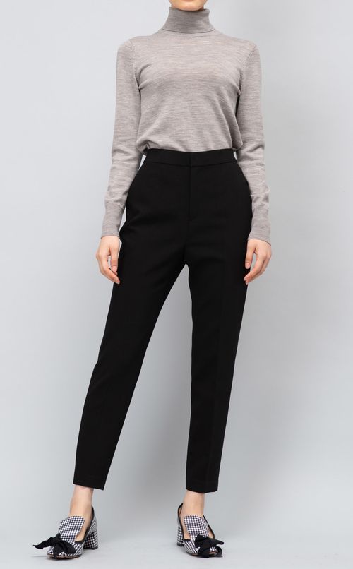 スキニーテーパードパンツ