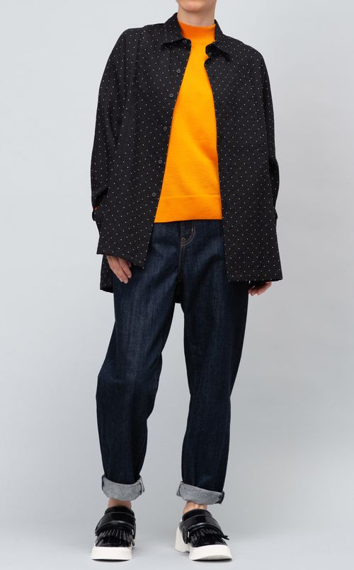 サイドスリットボリュームニット