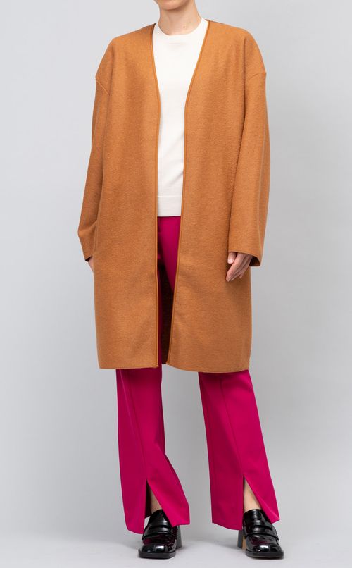 ブークレーノーカラージャケット