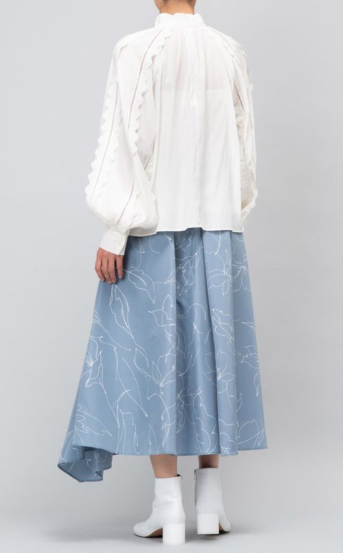 スカラップレースブラウス