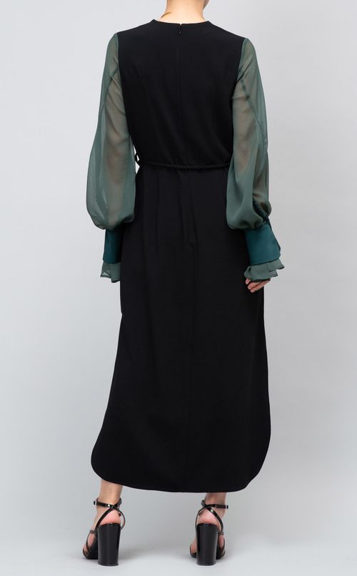 フラワー刺繍シアースリーブワンピース