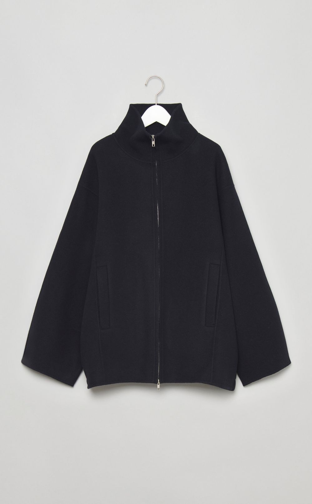 メルトンスタンドネックリバーブルゾン