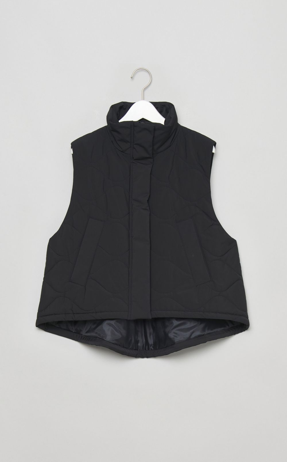 キルティングパディングベスト