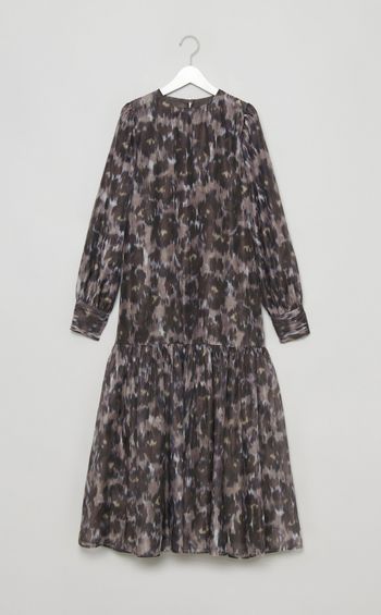 フラワープリントフレアワンピース