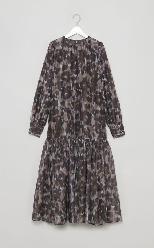 フラワープリントフレアワンピース