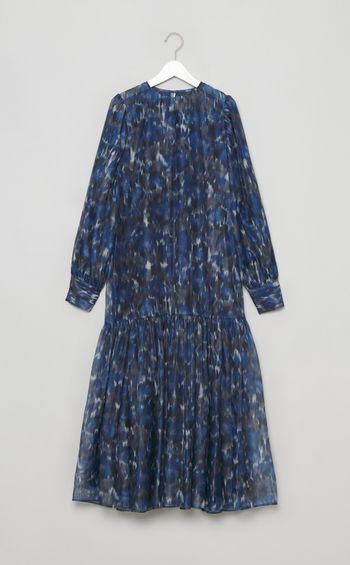 フラワープリントフレアワンピース