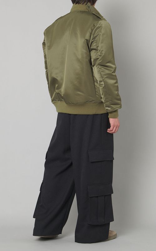 スタンドカラーMA-1ジャケット