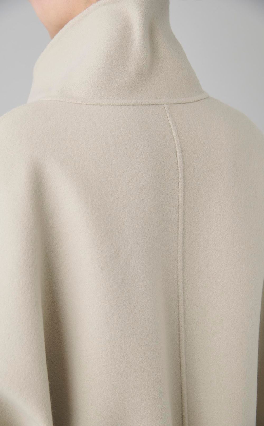 メルトンスタンドネックリバーブルゾン