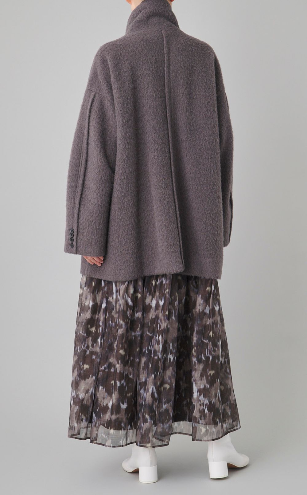 スタンドカラーショートコート