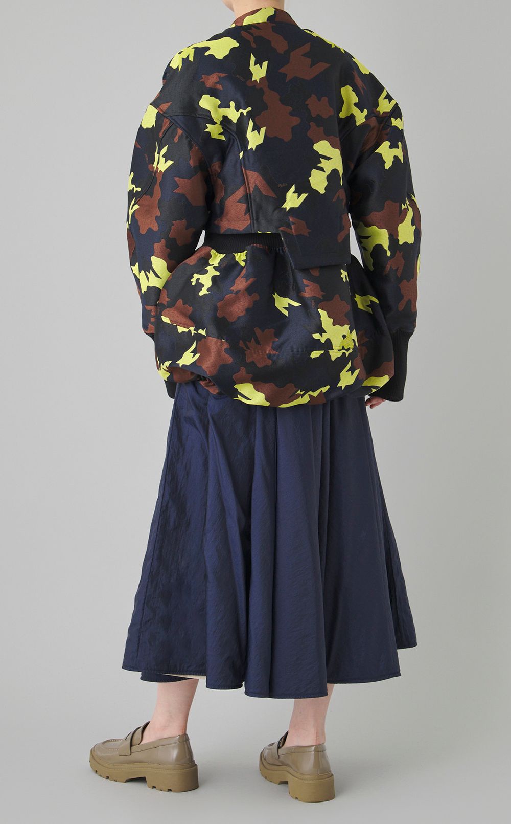 カモフラージュ柄バルーンブルゾン