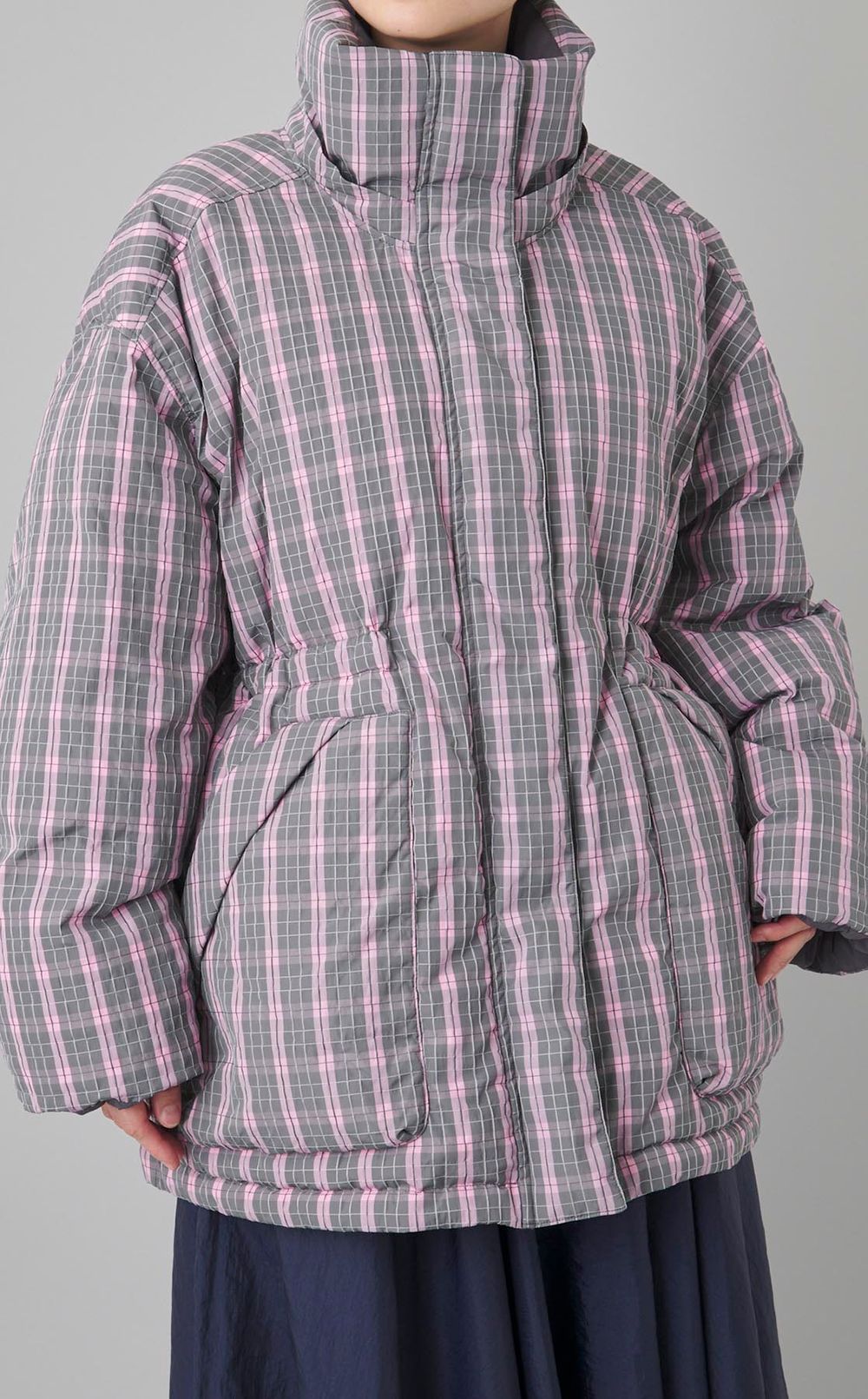 フーディリバーシブルダウンブルゾン