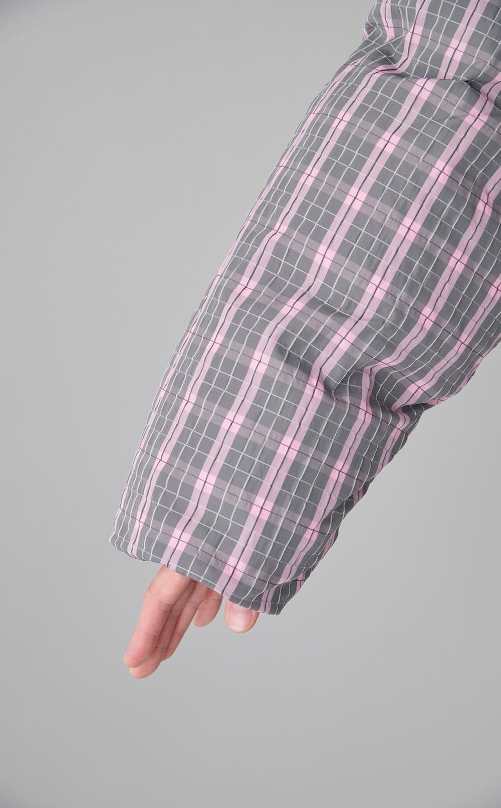 フーディリバーシブルダウンブルゾン