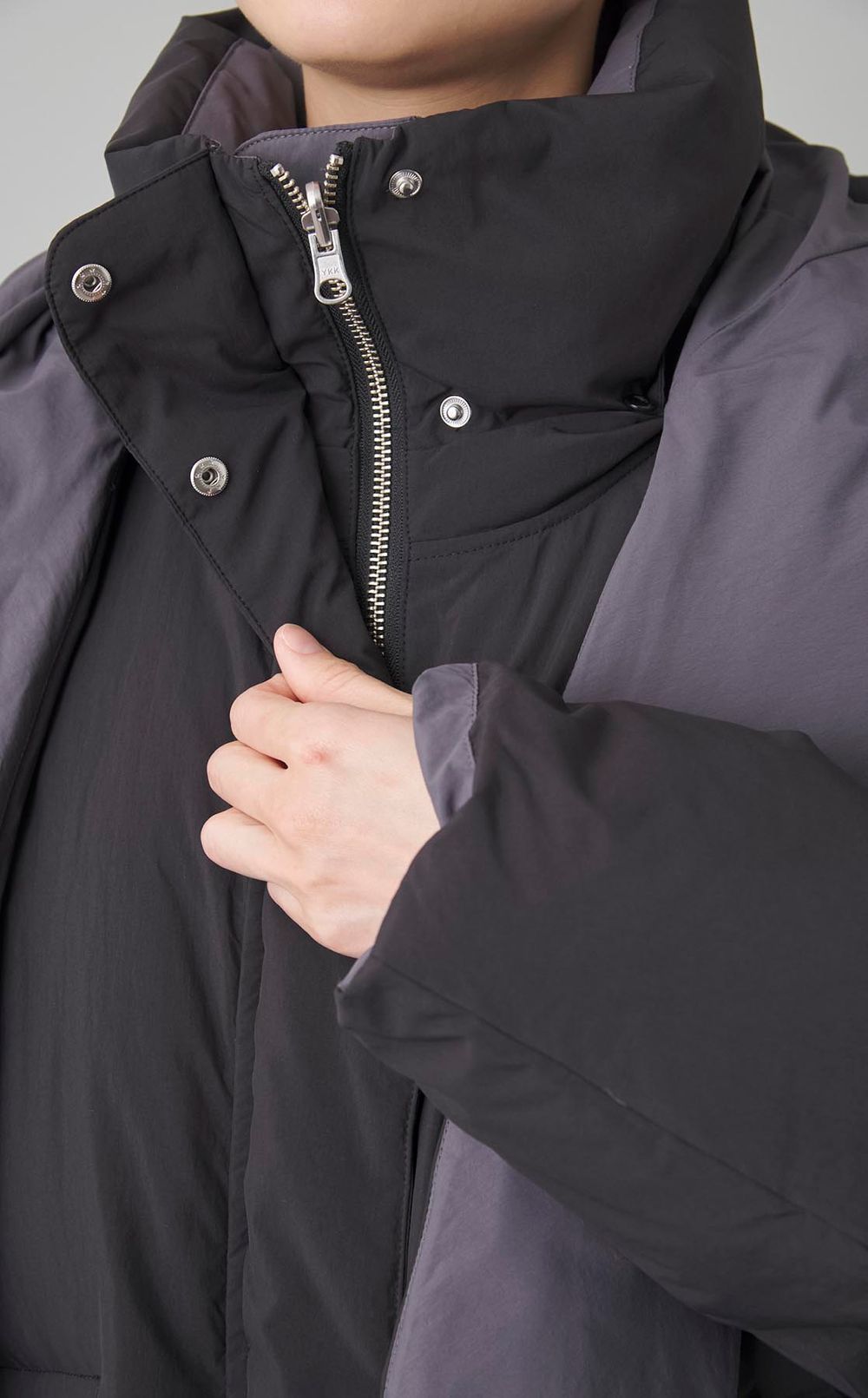 フーディリバーシブルダウンブルゾン