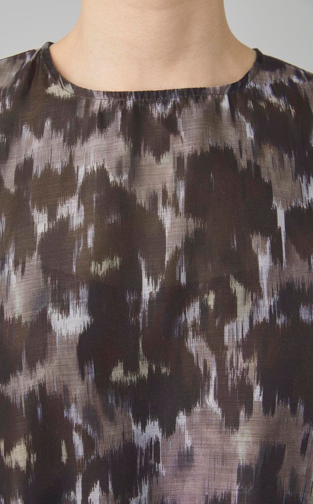 フラワープリントフレアワンピース