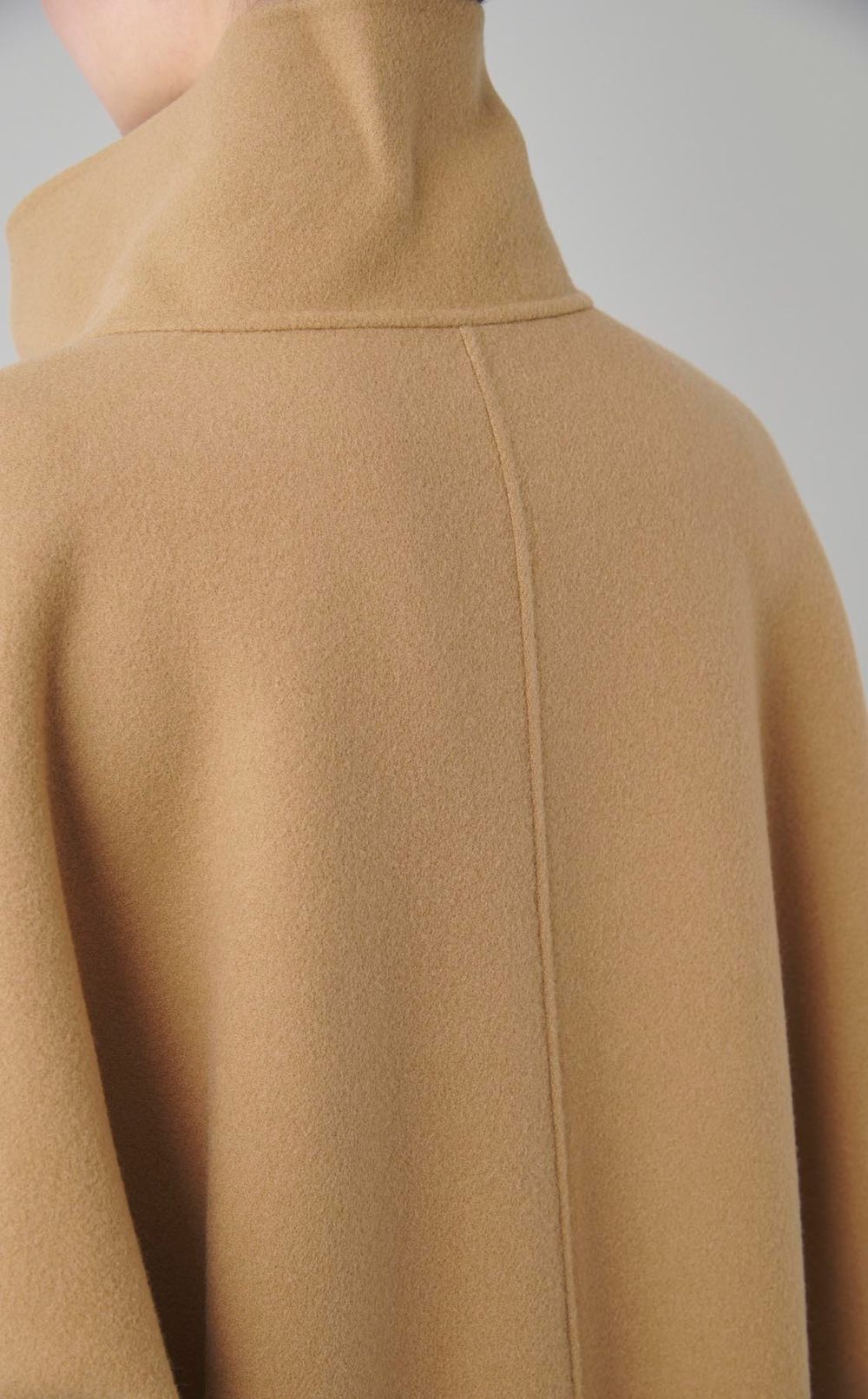 メルトンスタンドネックリバーブルゾン