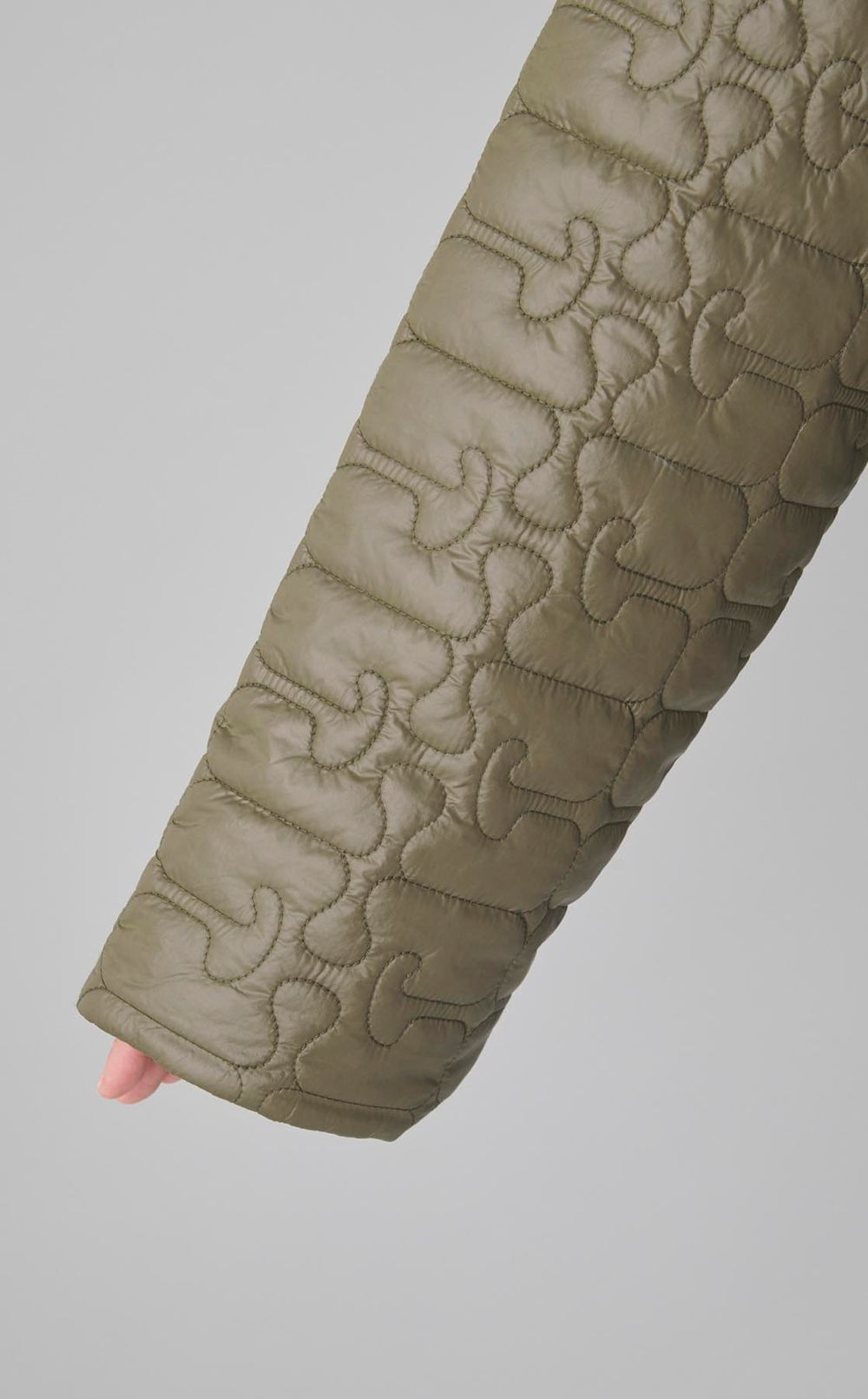 キルティングミディジャケット