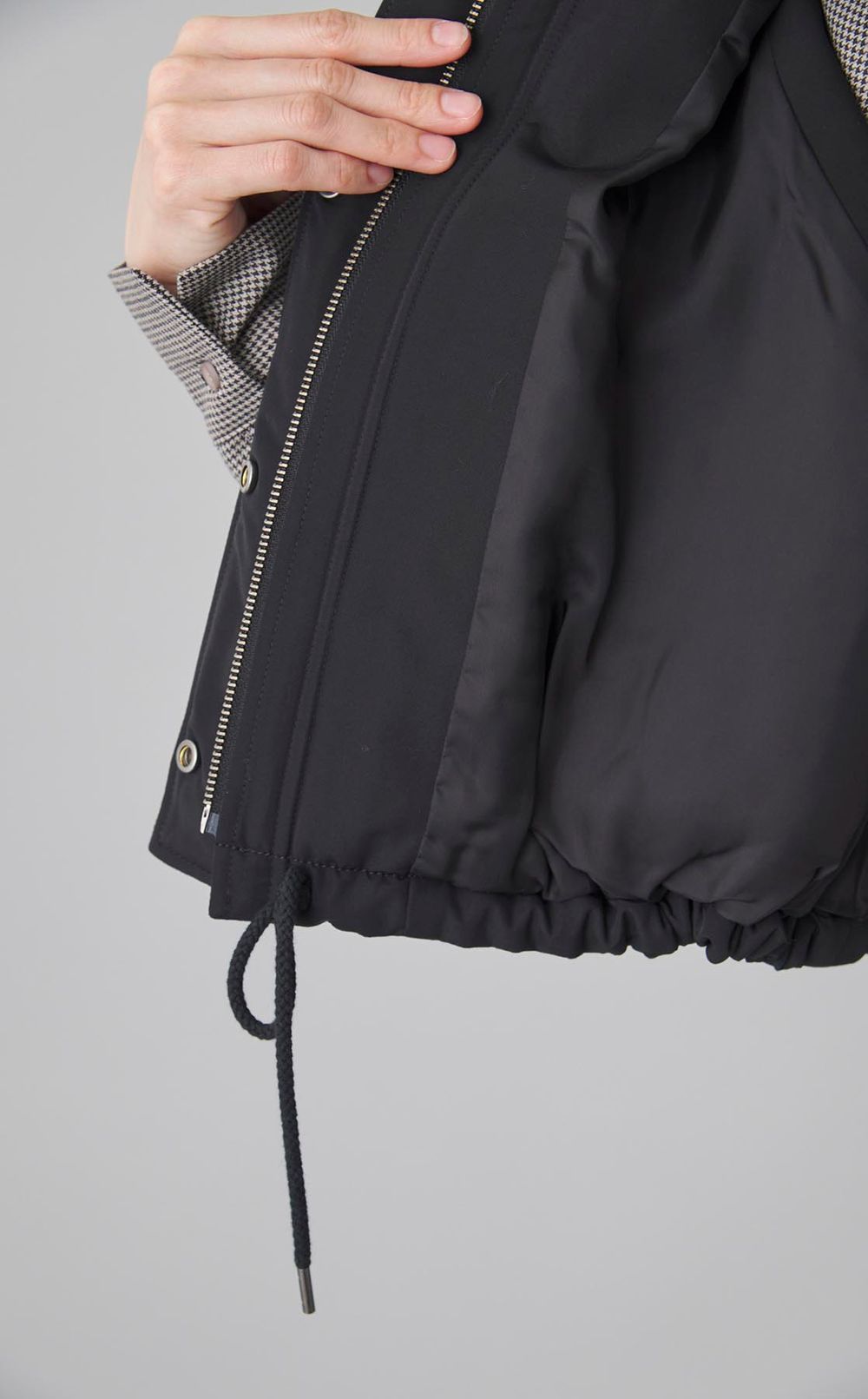 中綿ショートベスト