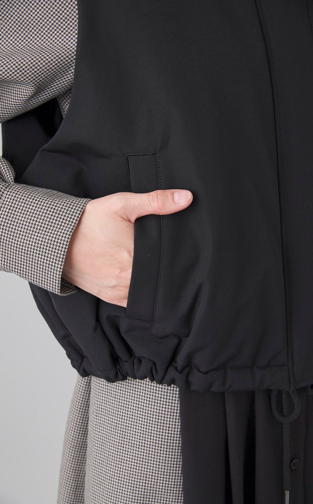 中綿ショートベスト