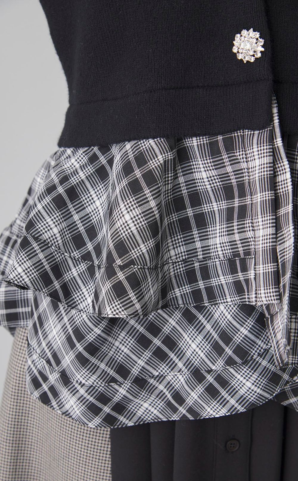 ペプラムレイヤードカーディガン