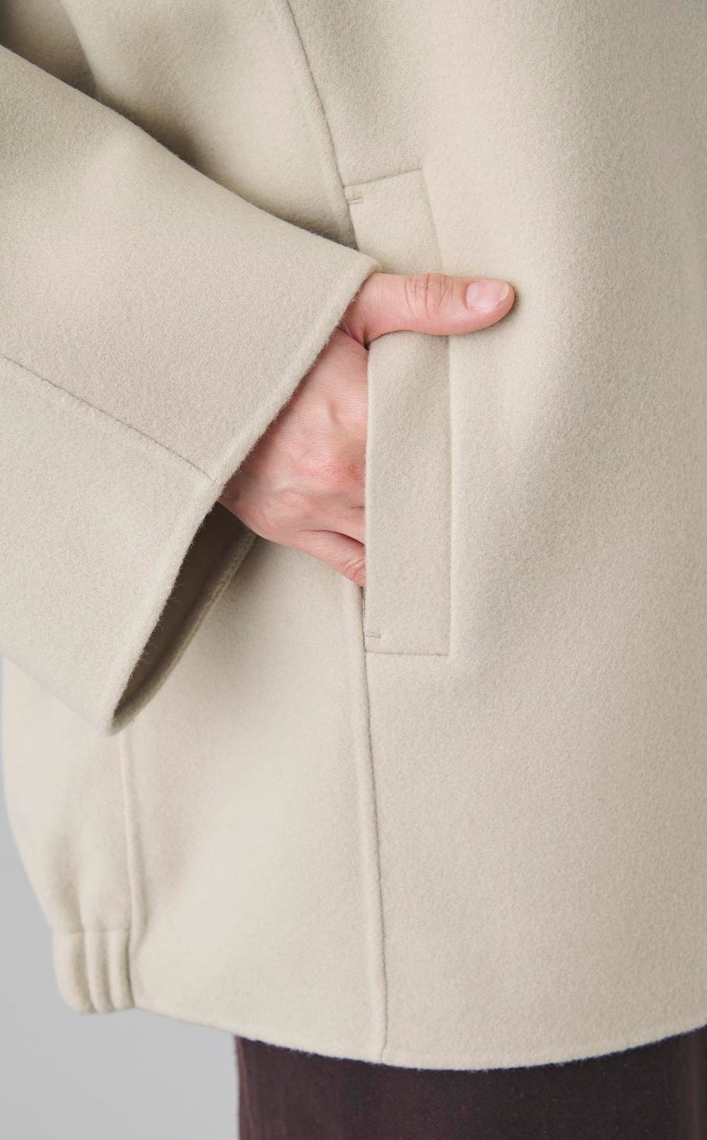 メルトンスタンドネックリバーブルゾン