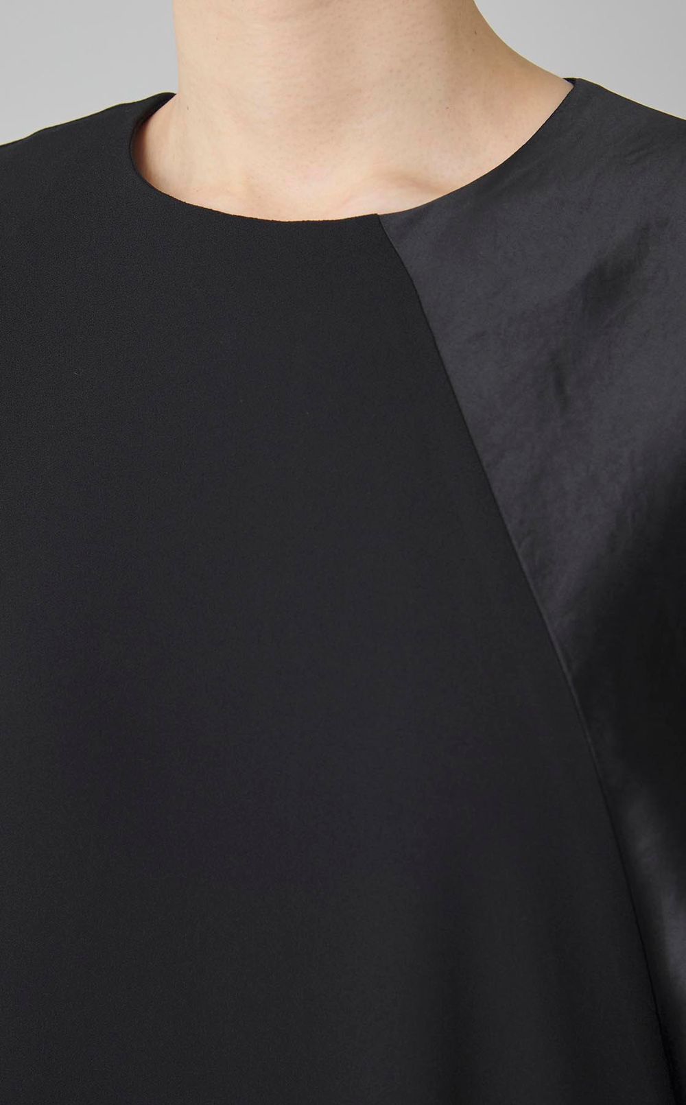 アシンメトリー切替ワンピース