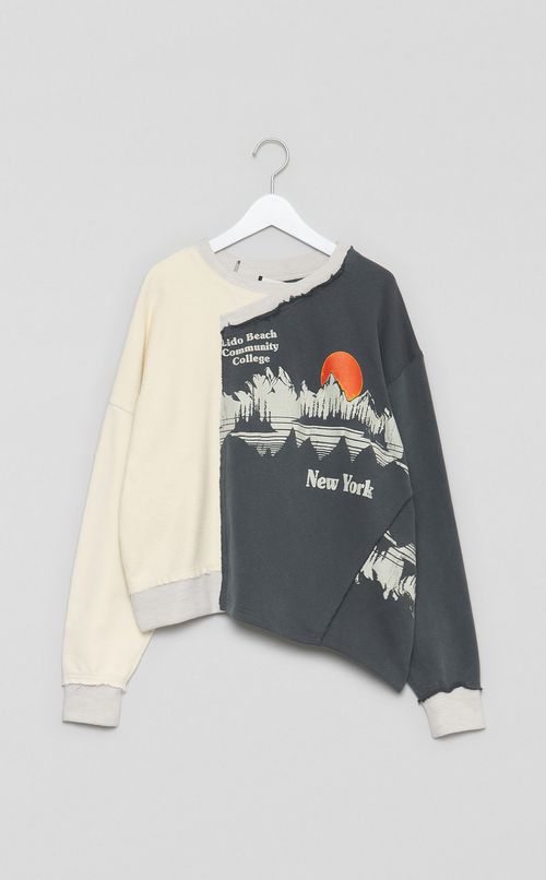 【roop】ASYMMETRY SWEAT