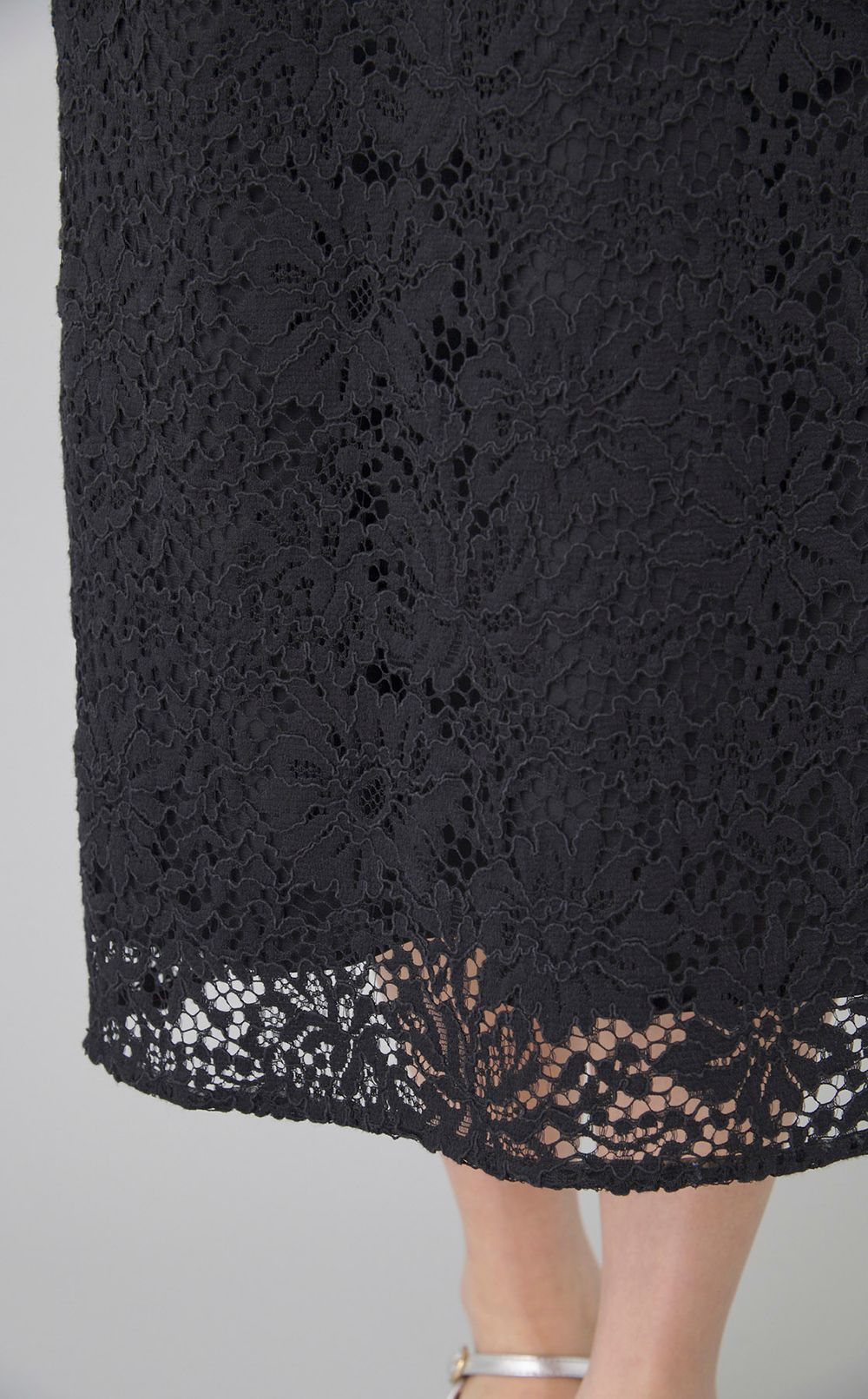 フローラルレースワンピース