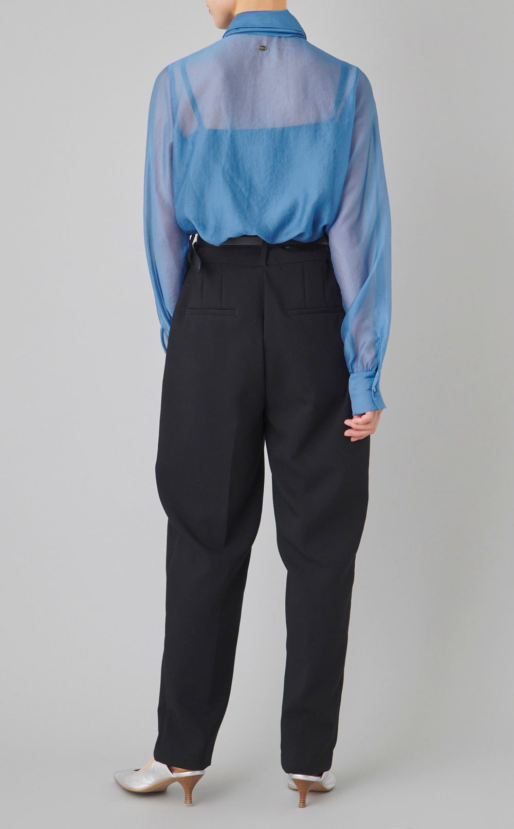 ボウタイ付きシアーシャツ