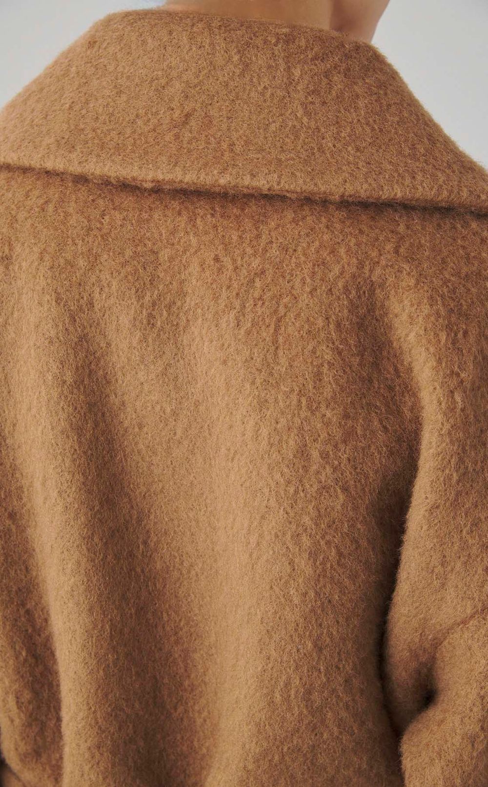 ベルト付きウールショートコート