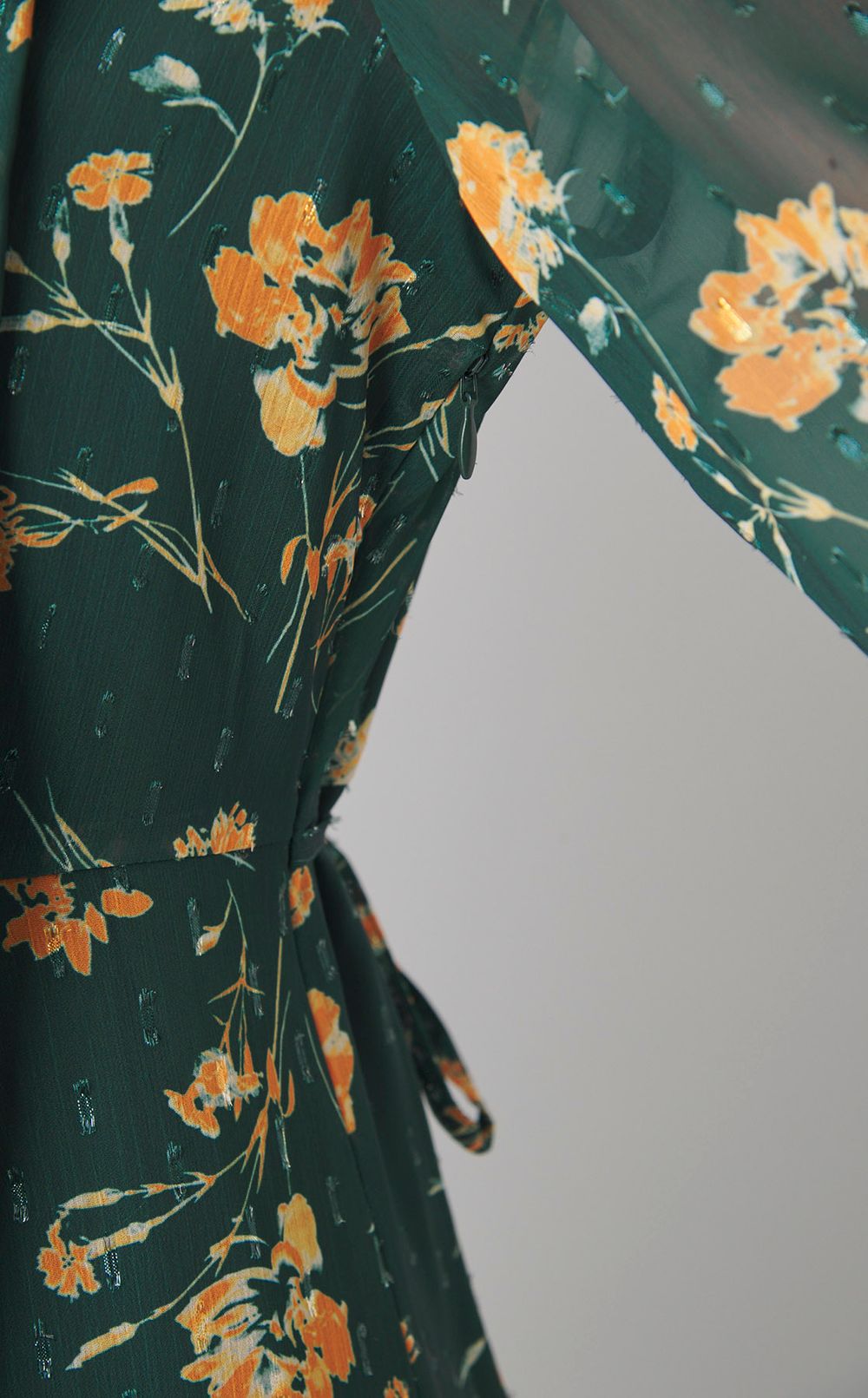 デザインボウタイシアープリントワンピース