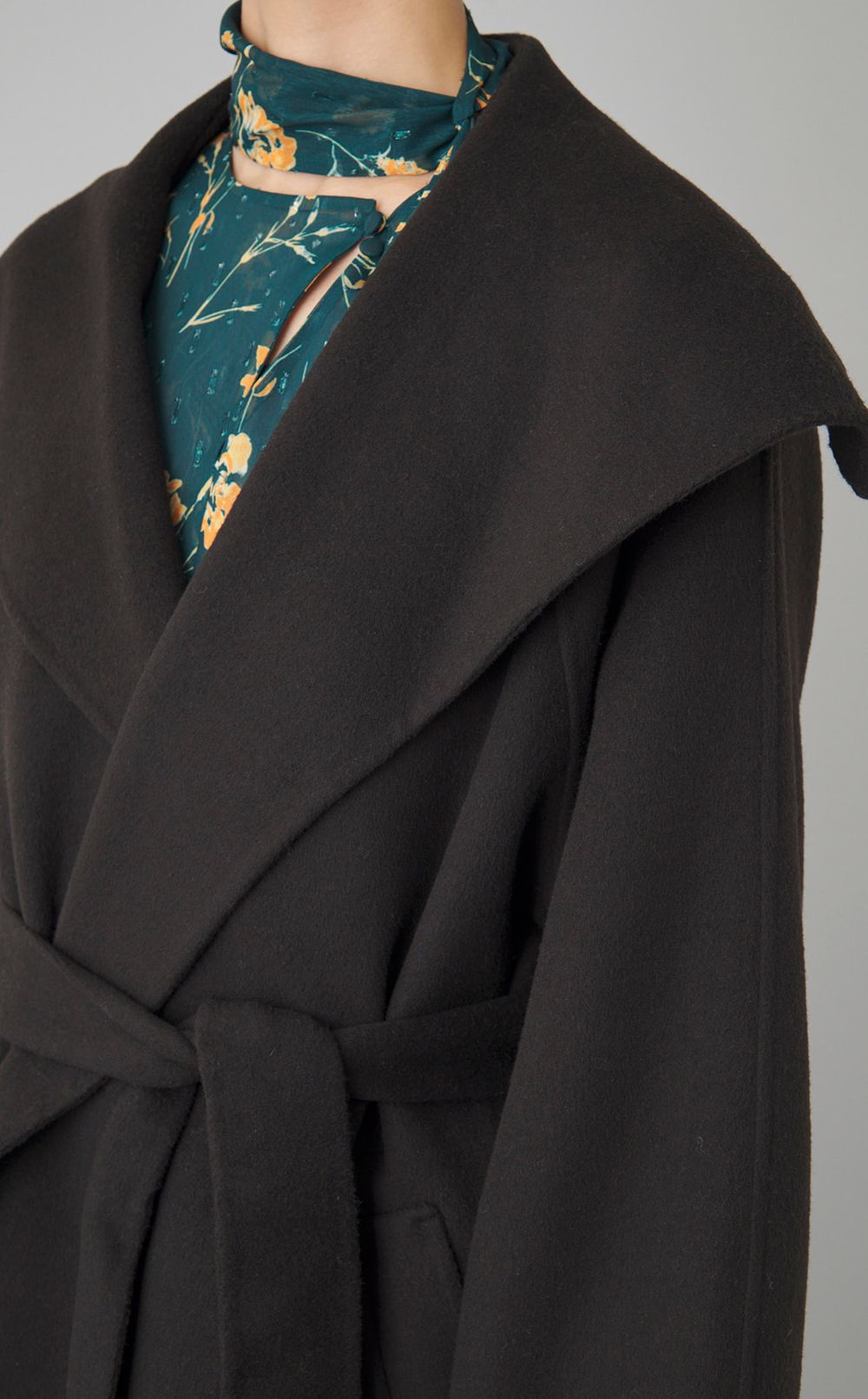 ビッグカラーミディ丈コート