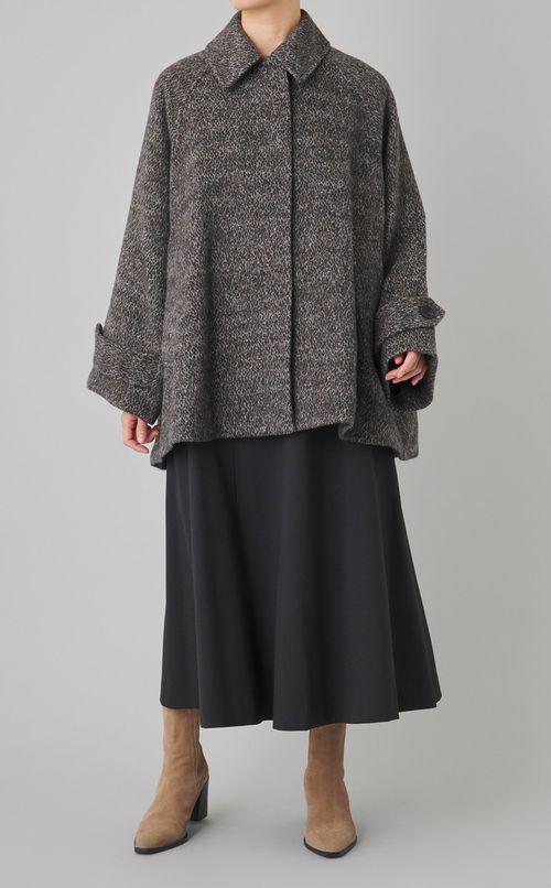 ステンカラーショートフレアコート