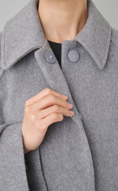 ステンカラーショートフレアコート