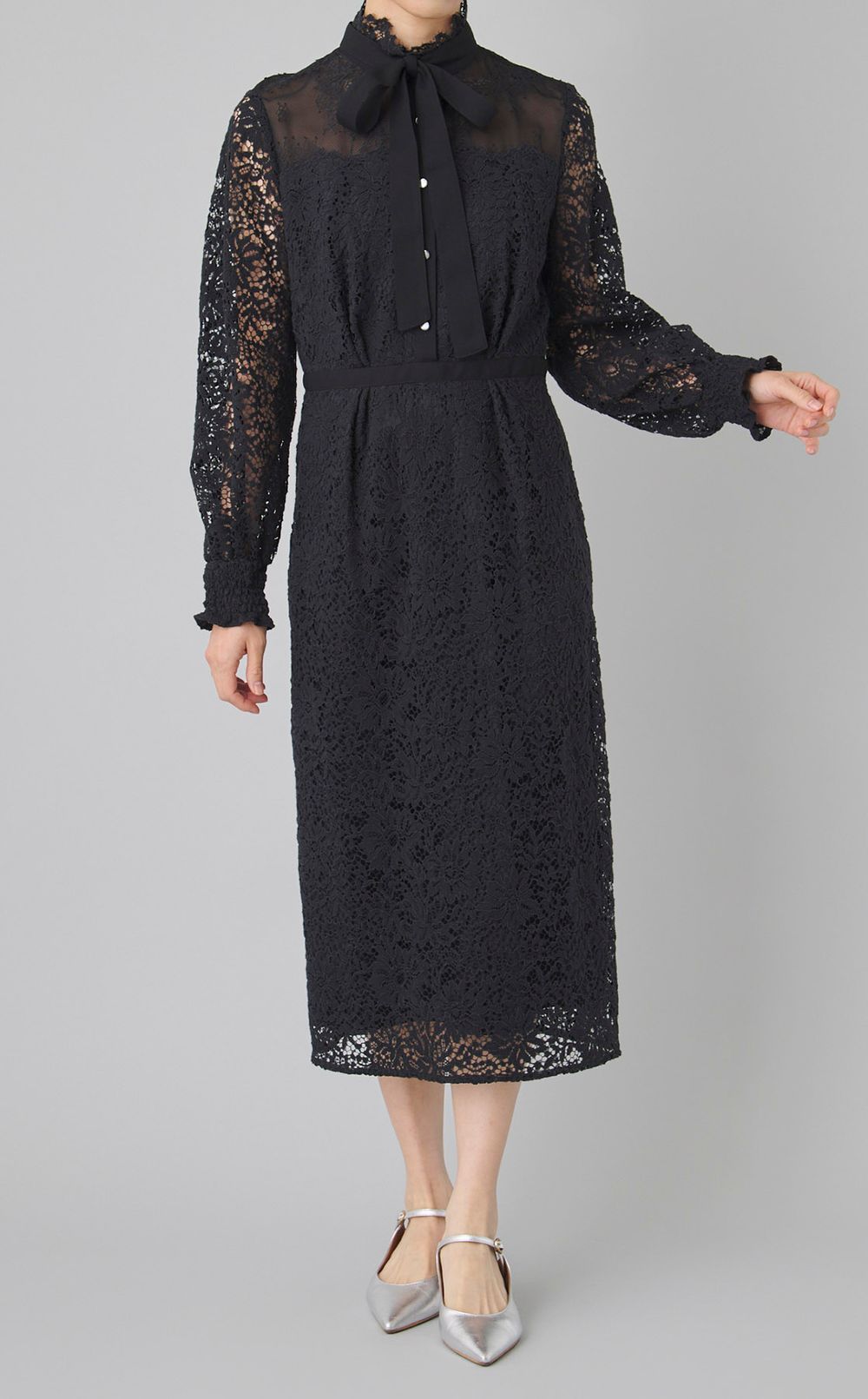 フローラルレースワンピース