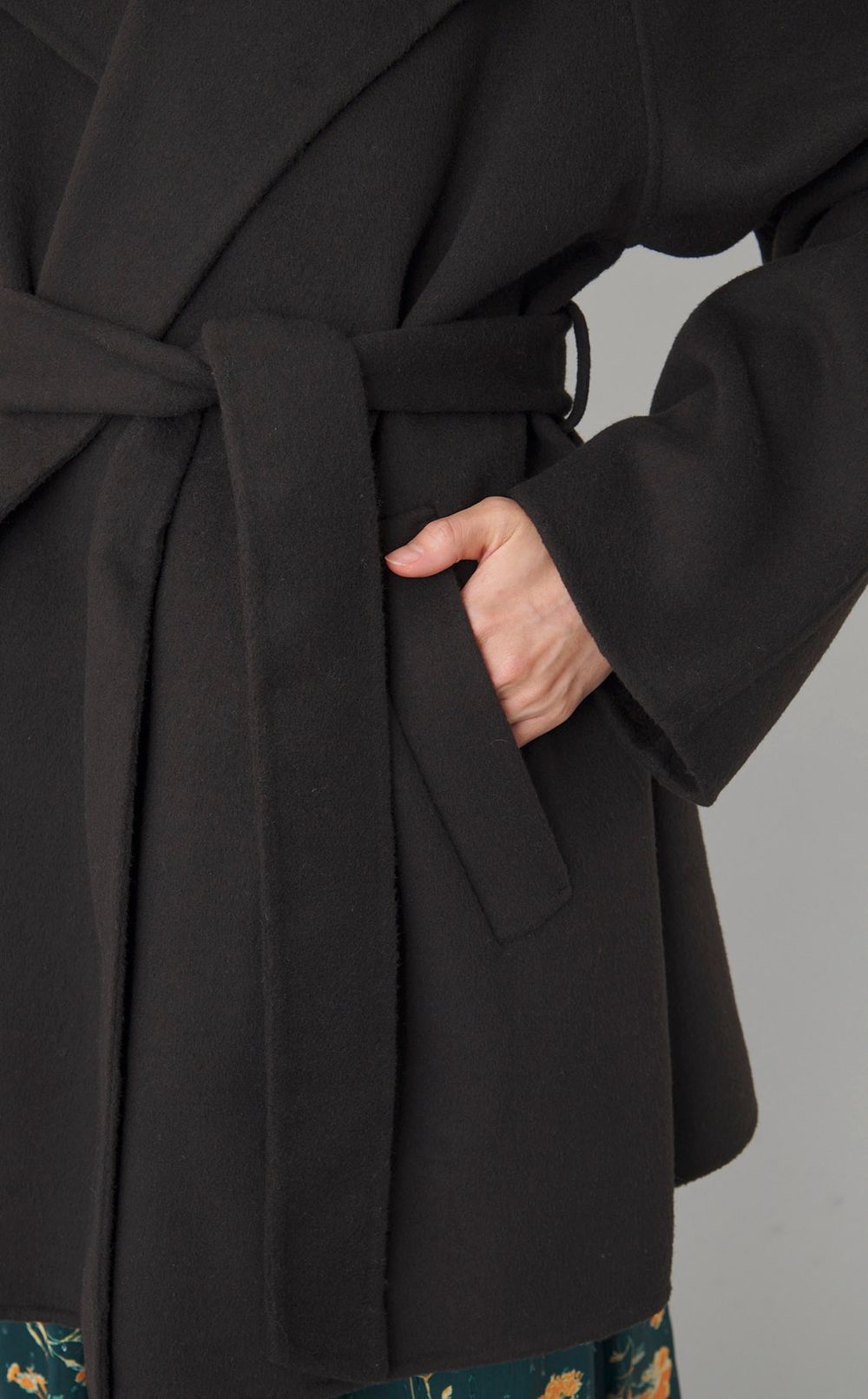 ビッグカラーミディ丈コート