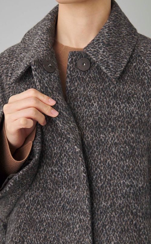 ステンカラーショートフレアコート