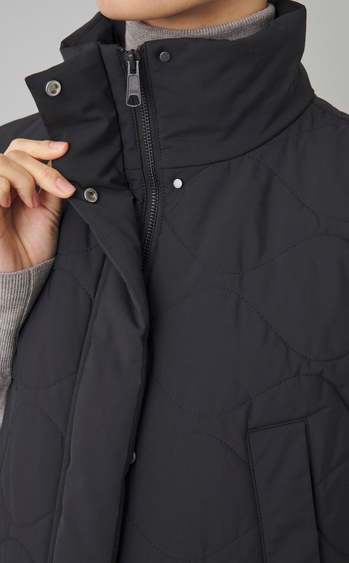 キルティングパディングベスト