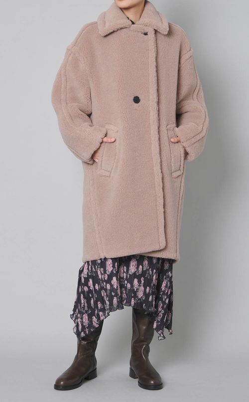 コクーンシルエットボアコート