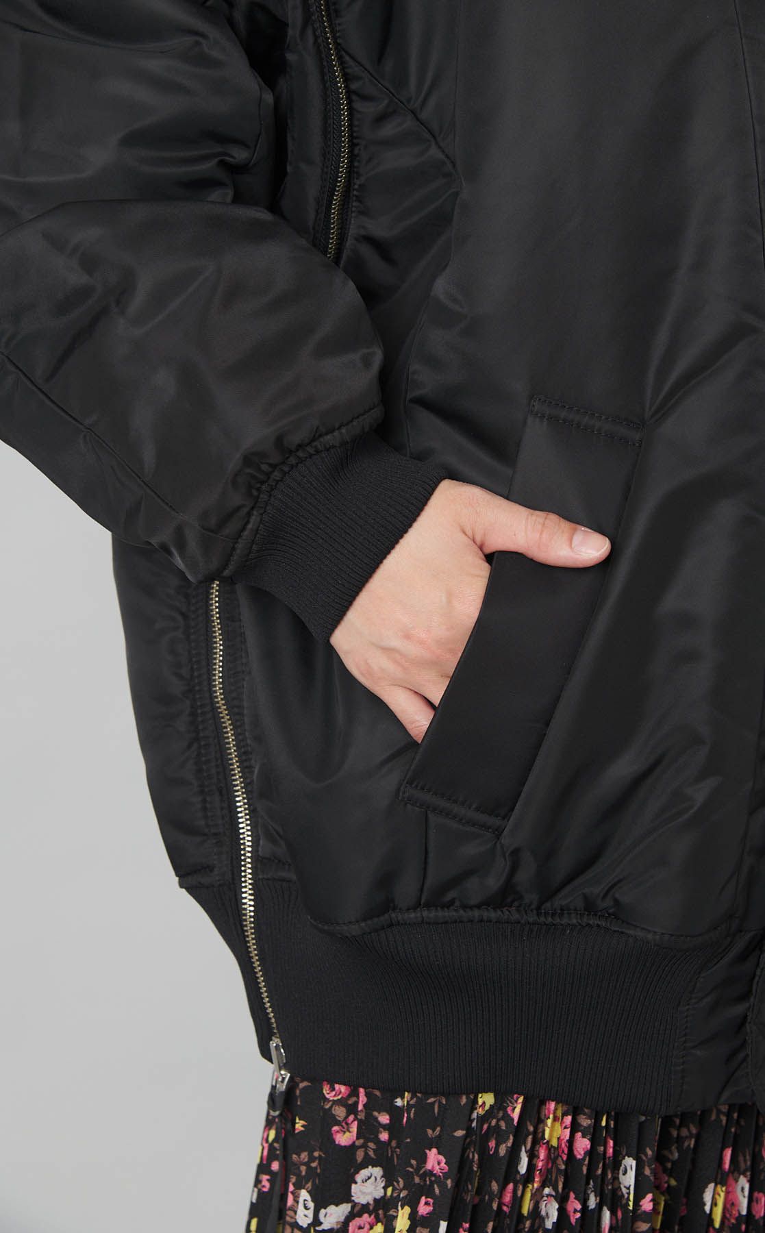 MAISON SPECIAL｜ジャガードリバーシブルMA-1