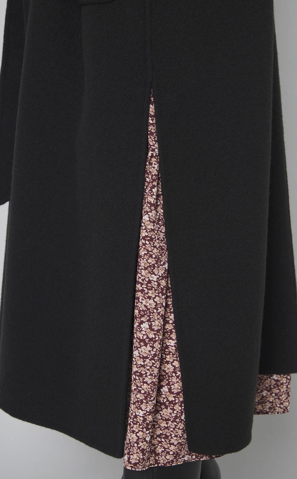 ウールロングコート