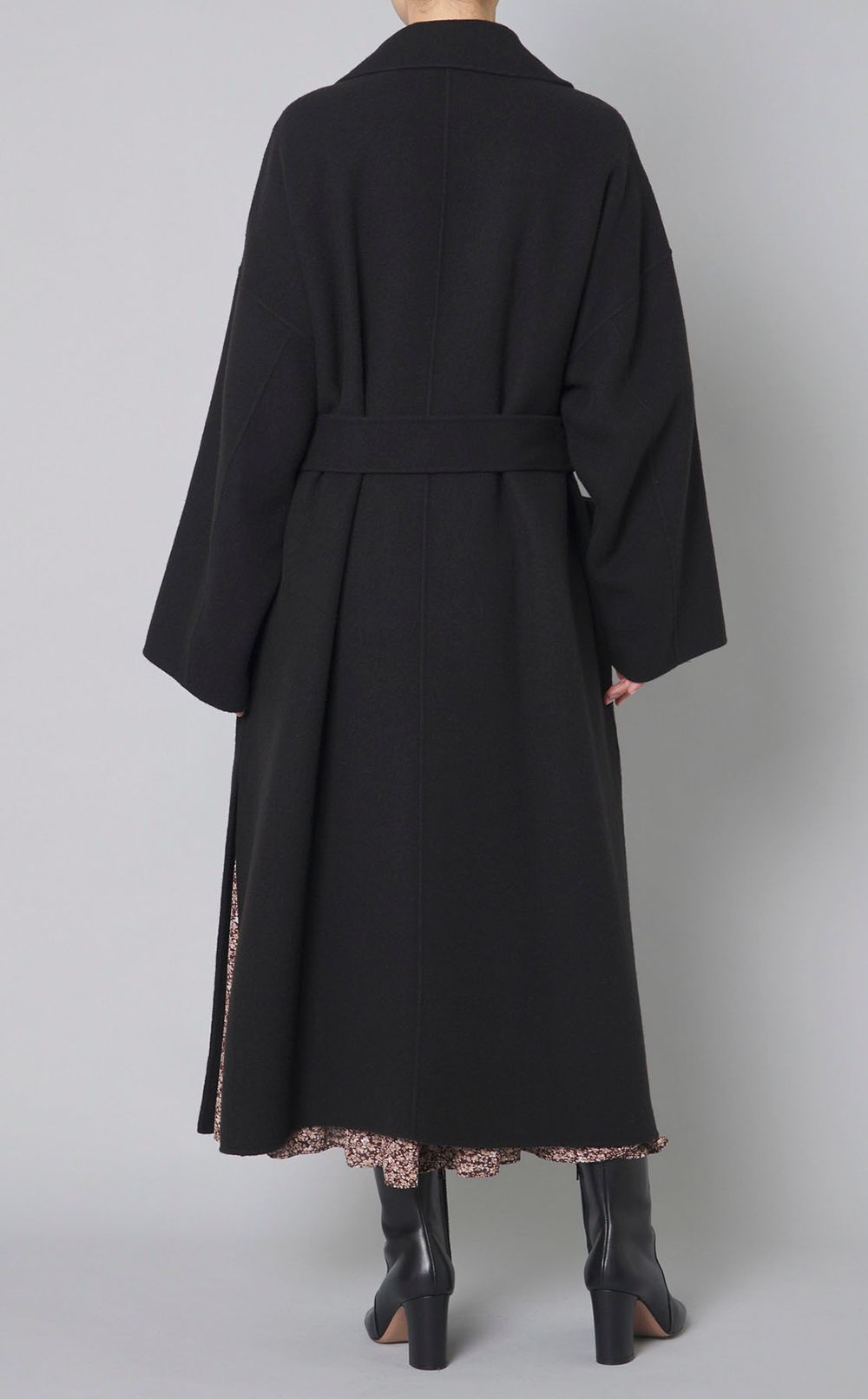 ウールロングコート