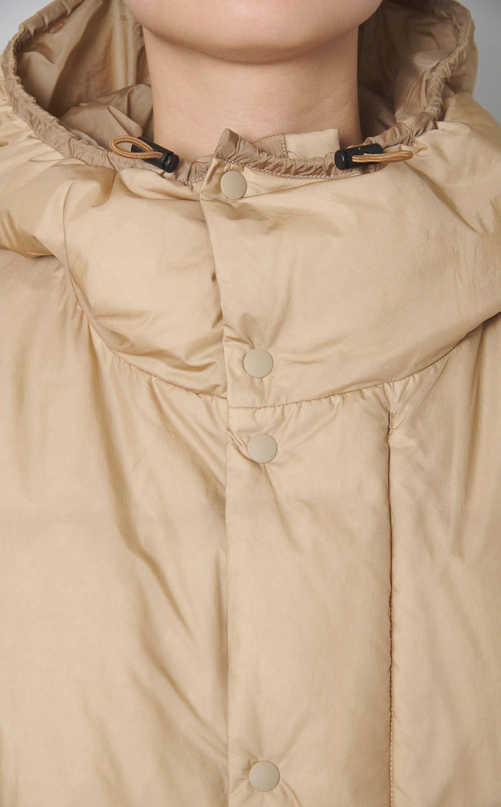 スーパーライトアウトドアフードダウン