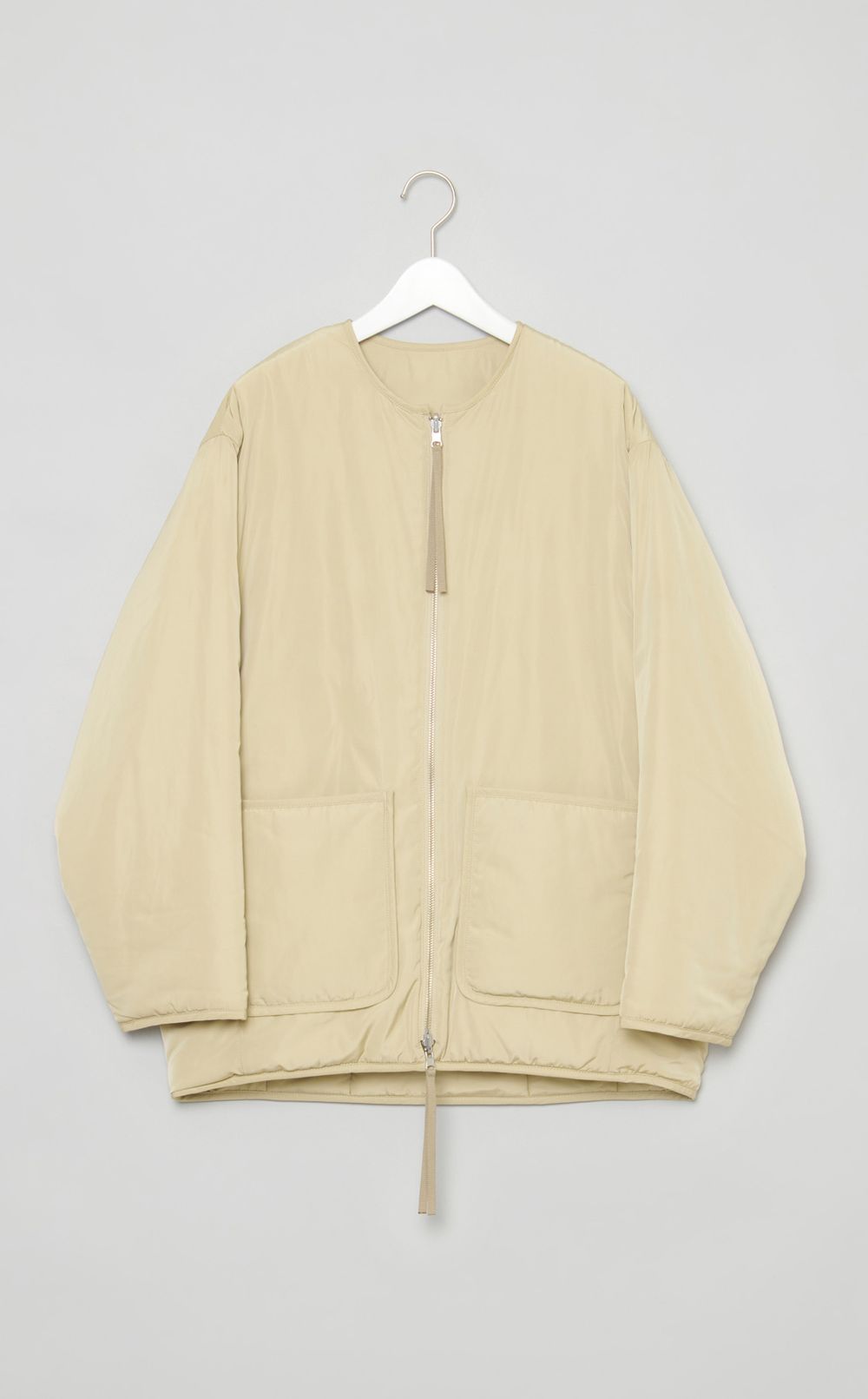 リバーシブルノーカラーブルゾン