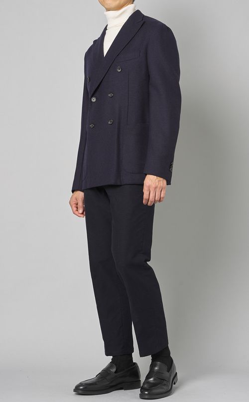 ピークドラペルダブルジャケット