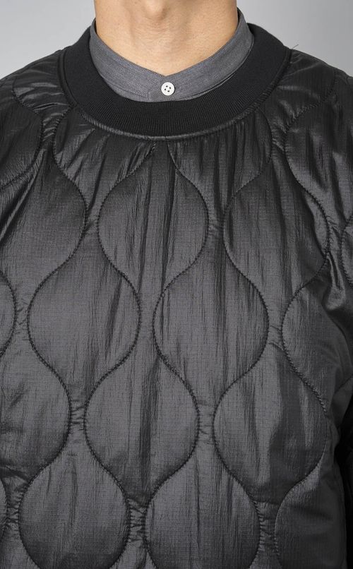 キルティングクルーネックプルオーバー