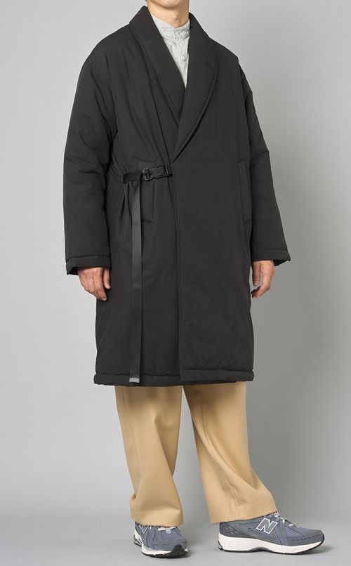 タフタガウンコート