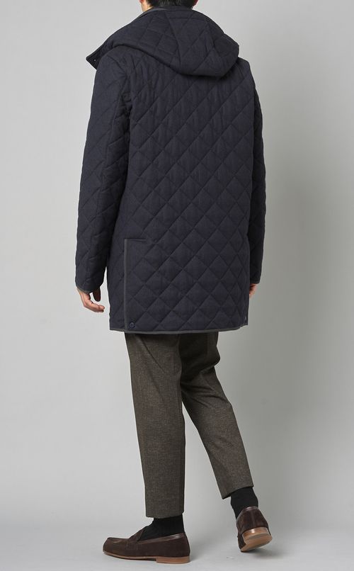 キルティングフードコート