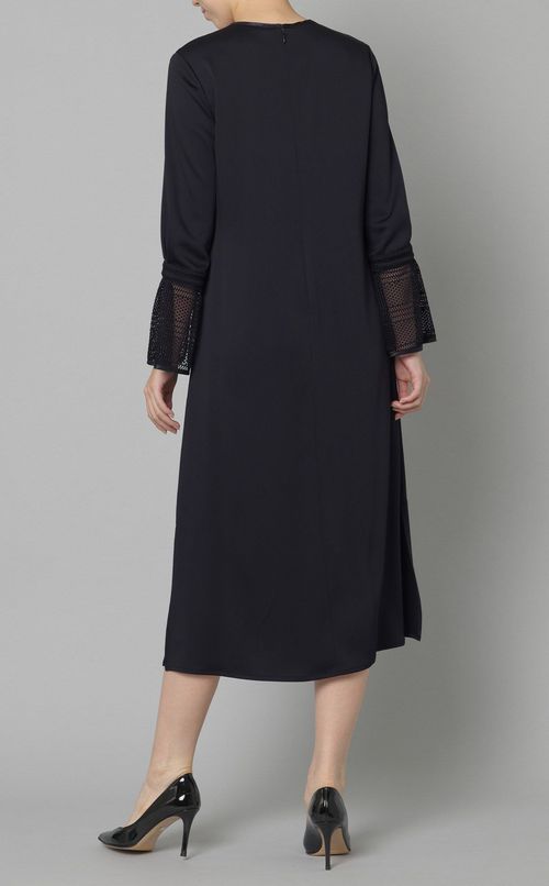 レースカフスサテンワンピース