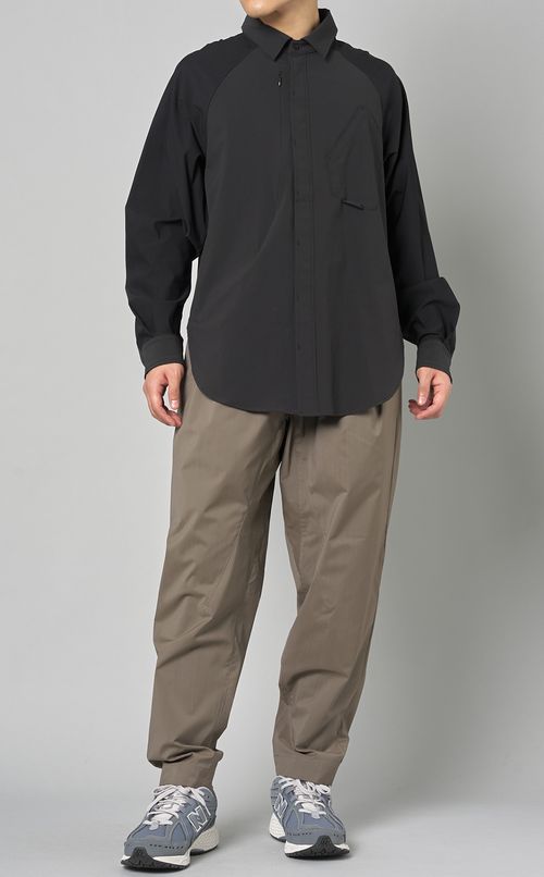 アルピニクステーパードパンツ