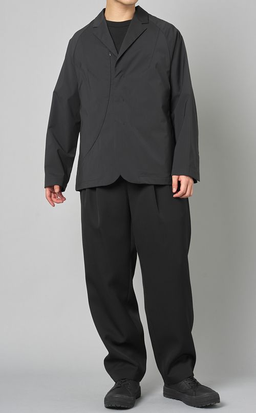 ウールタックテーパードパンツ